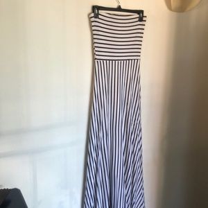 Black and white striped , sleeveless , maxi dress